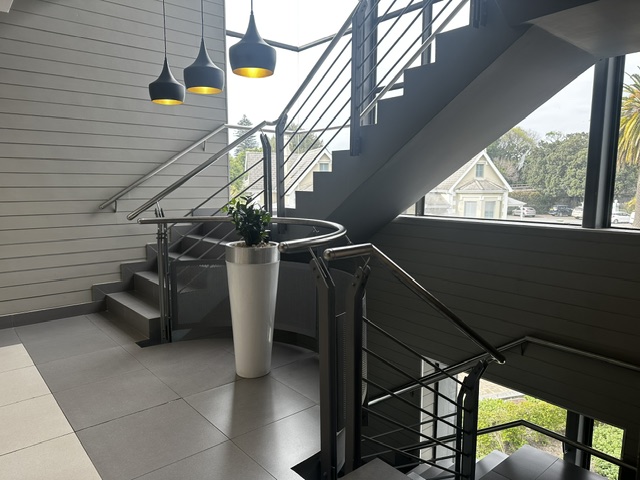 To Let Commercial Property for Rent in Newlands Western Cape
